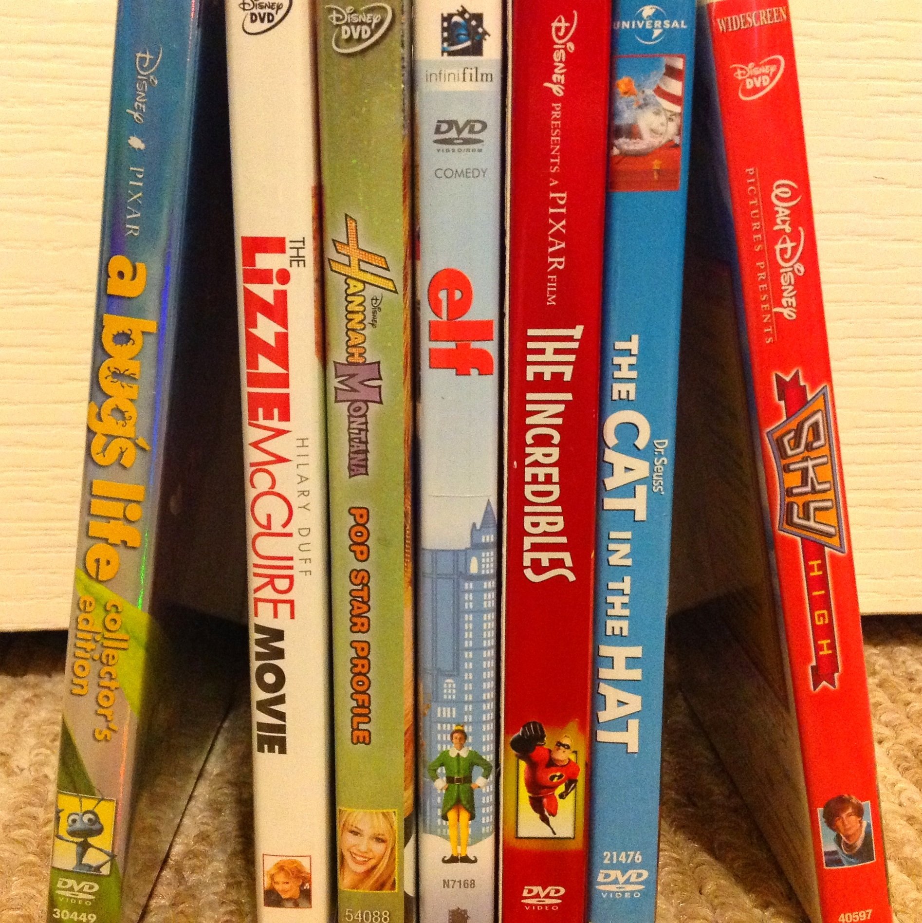 A Bug's Life (Disney Gold Classic Collection) [DVD] - Picture 1 of 1